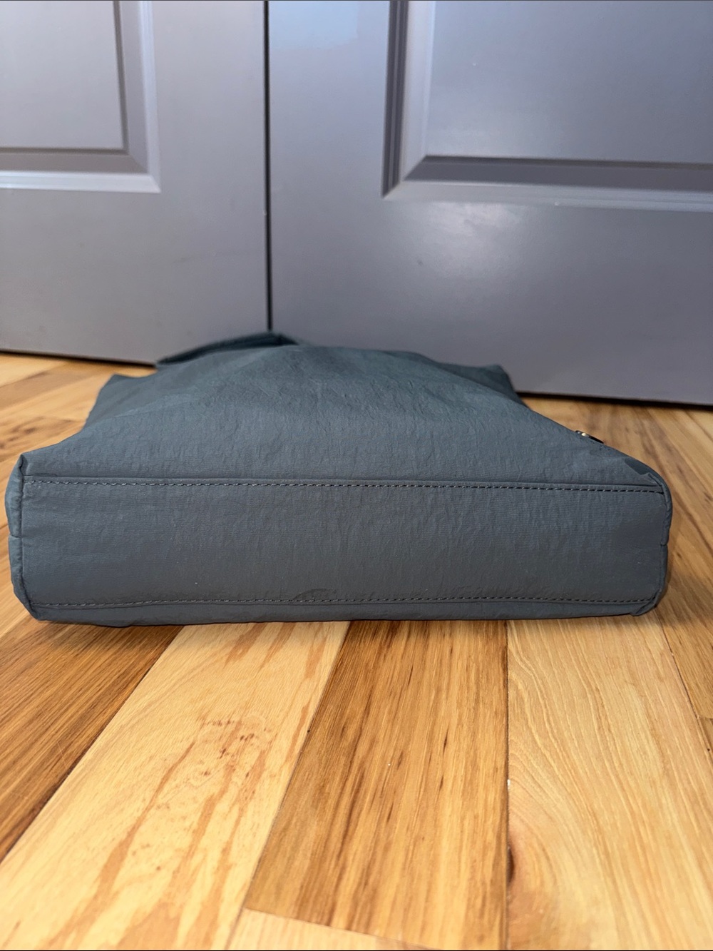 lululemon City Adventurer Tote Bag | Laptop Sleeve | Teal Grey - Picture 9 of 9